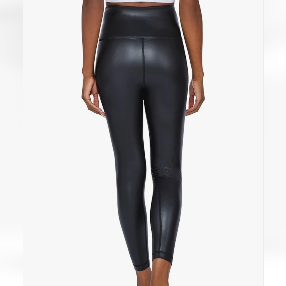 90 degrees by reflex Leggings, size M